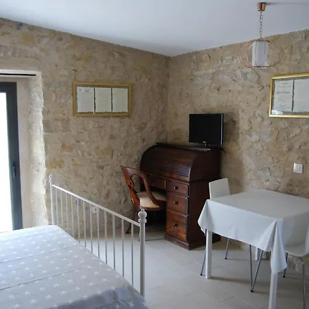 Fonda Comerc Estudio Doble Apartament Torroella de Montgrí